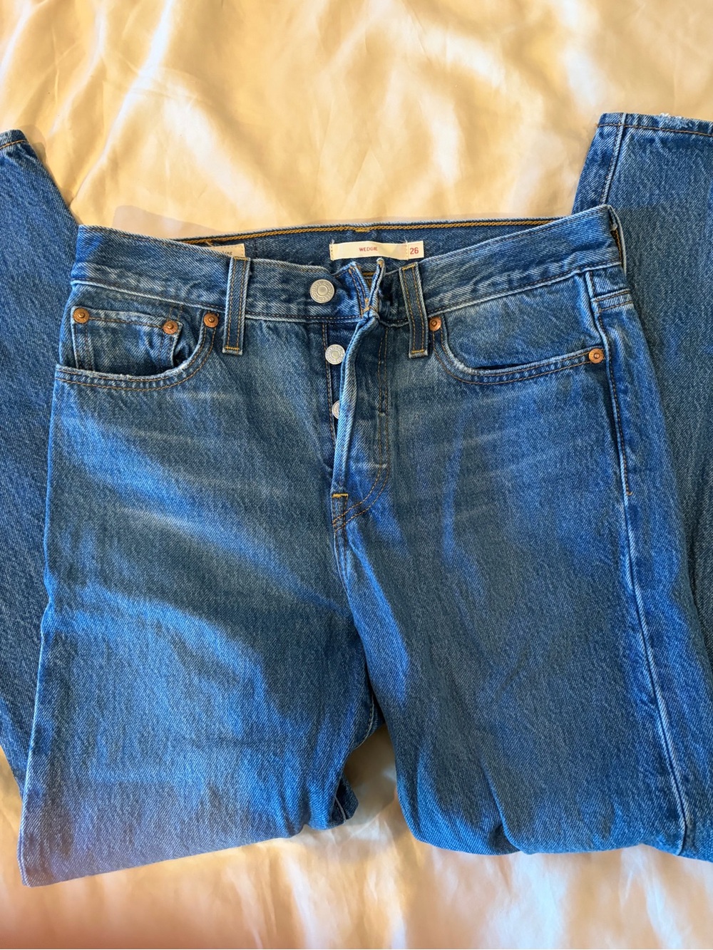 Levi’s Womens Wedgie Fit - Picture 3 of 4